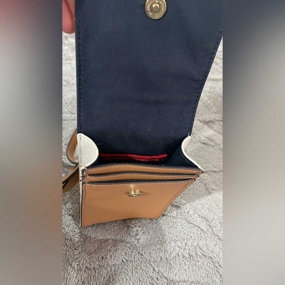 Tommy Hilfiger Elegant Tan Navy Crossbody Bag
